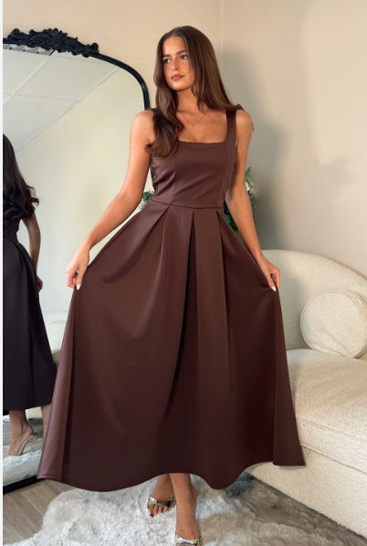 Erica Square Neck Pleated Midi Dress Brown