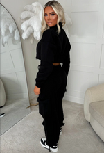 Theal Black Zipped Jacket & Cargo Jogger Set | 1